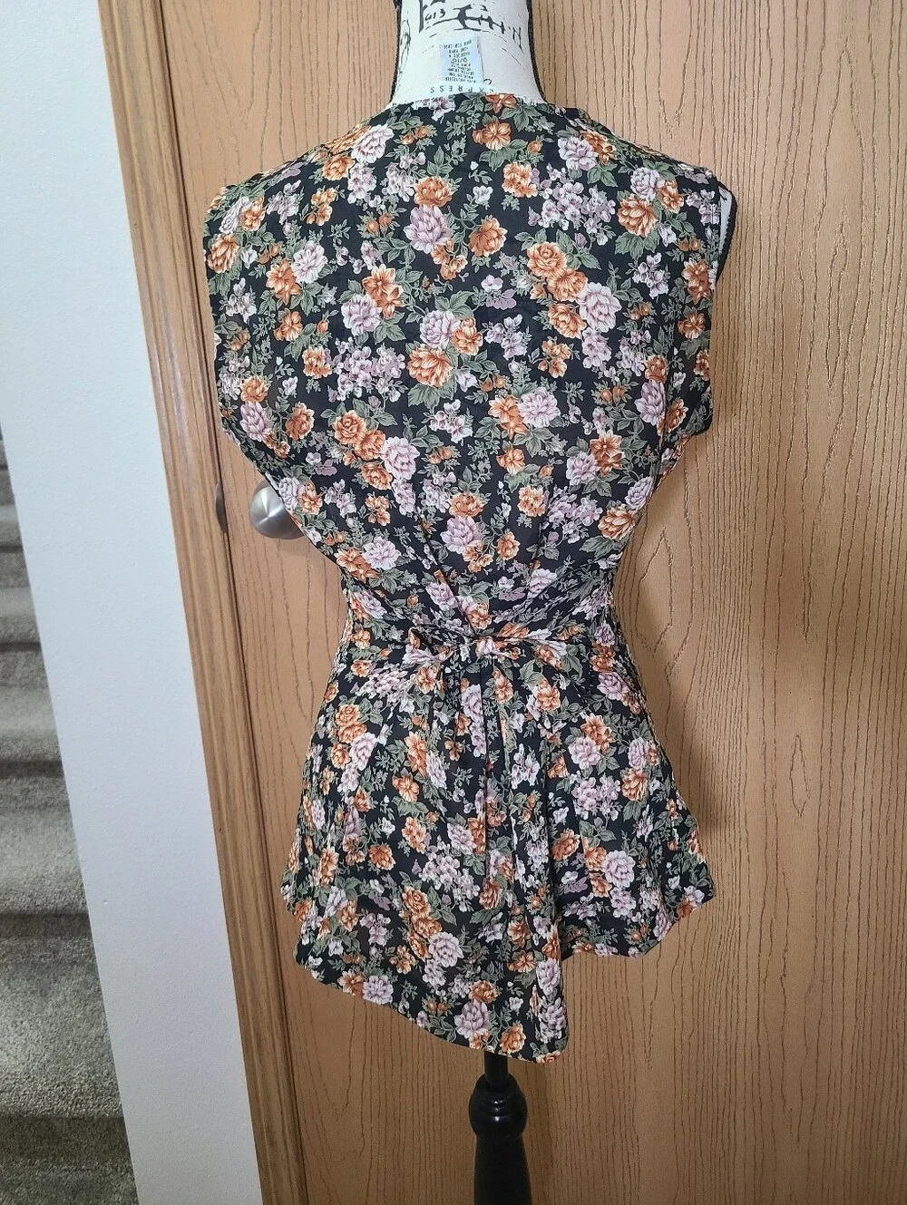 Express Vintage 90s Floral Button Up Tie Back Vest Tank Top - Picture 3 of 4